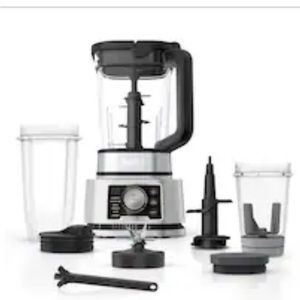 NINJA BLENDER WITH ATTACHMENTS